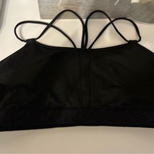 Lululemon women’s Bra